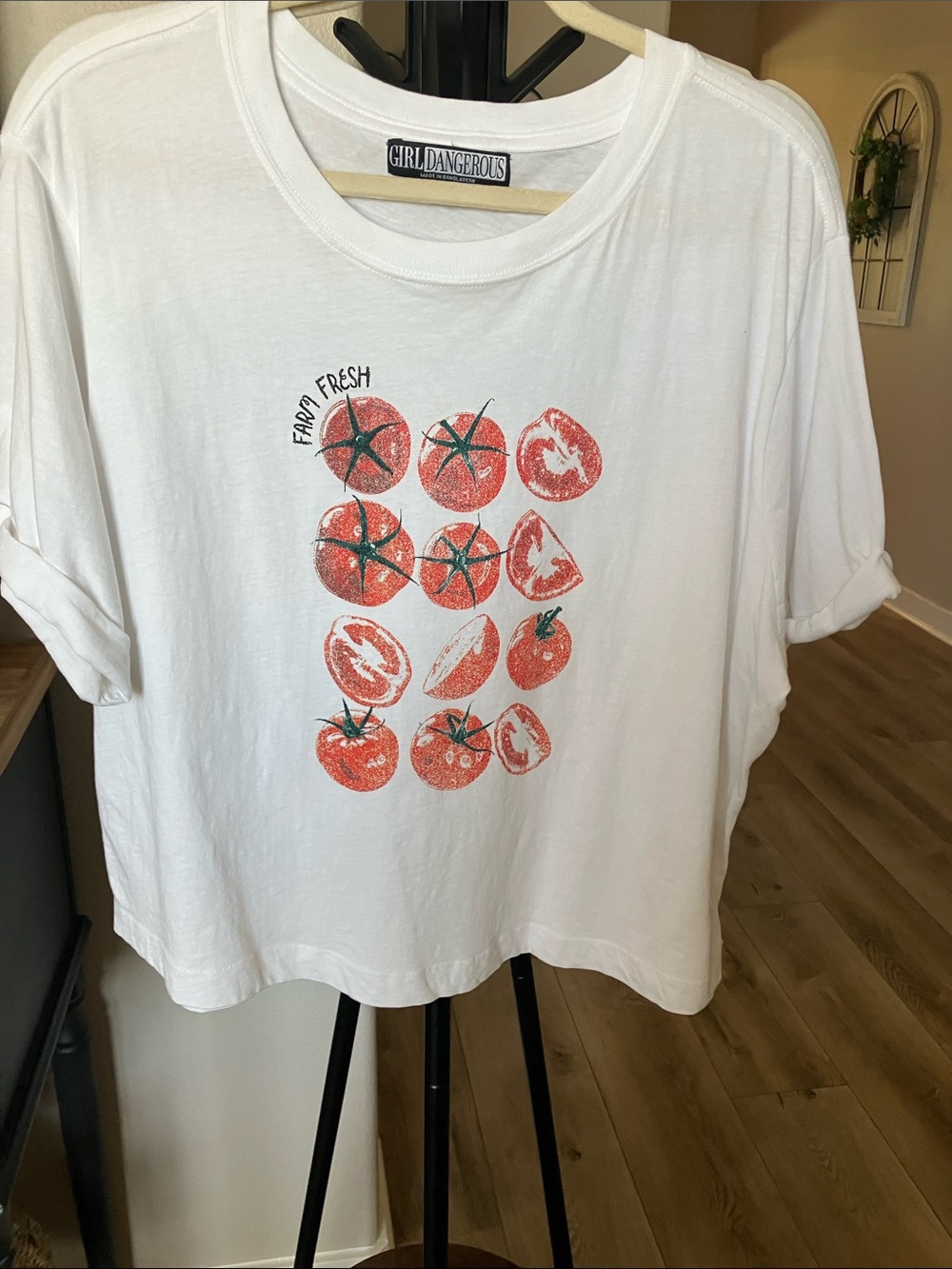 White "Farm Fresh" Tomato Graphic Tee -